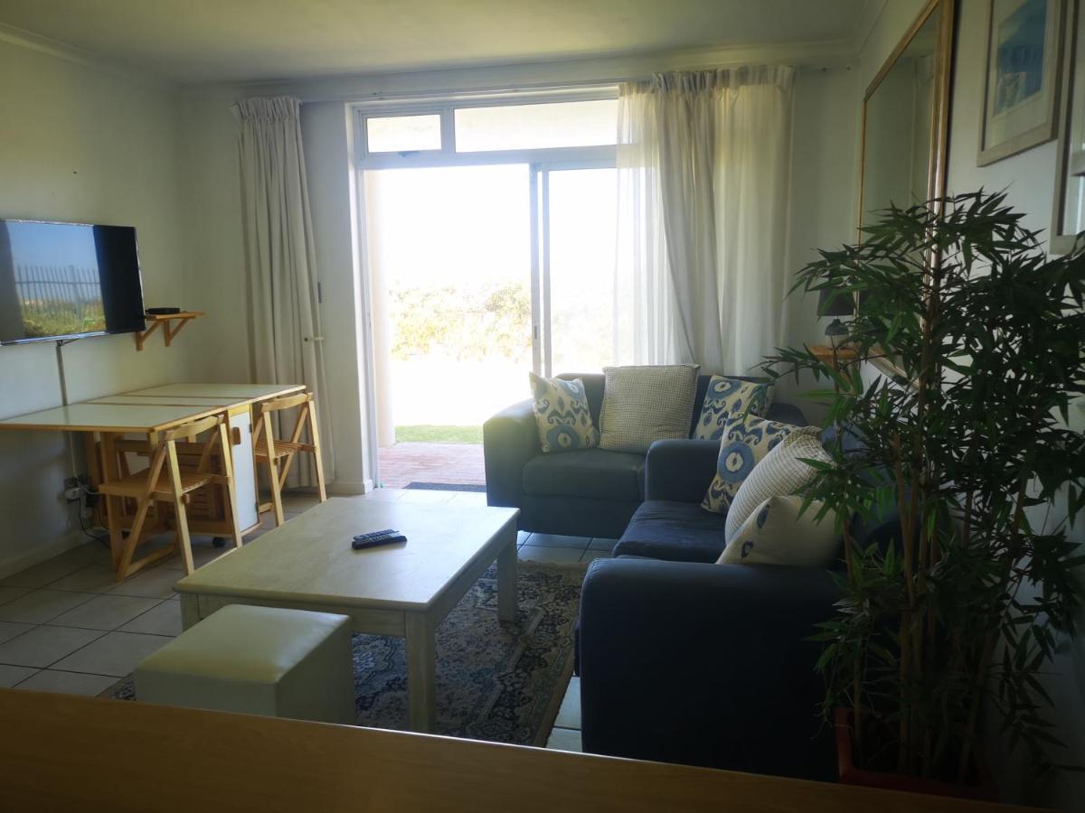 Cape Town Family Beachfront Apartment Leisure Bay ภายนอก รูปภาพ