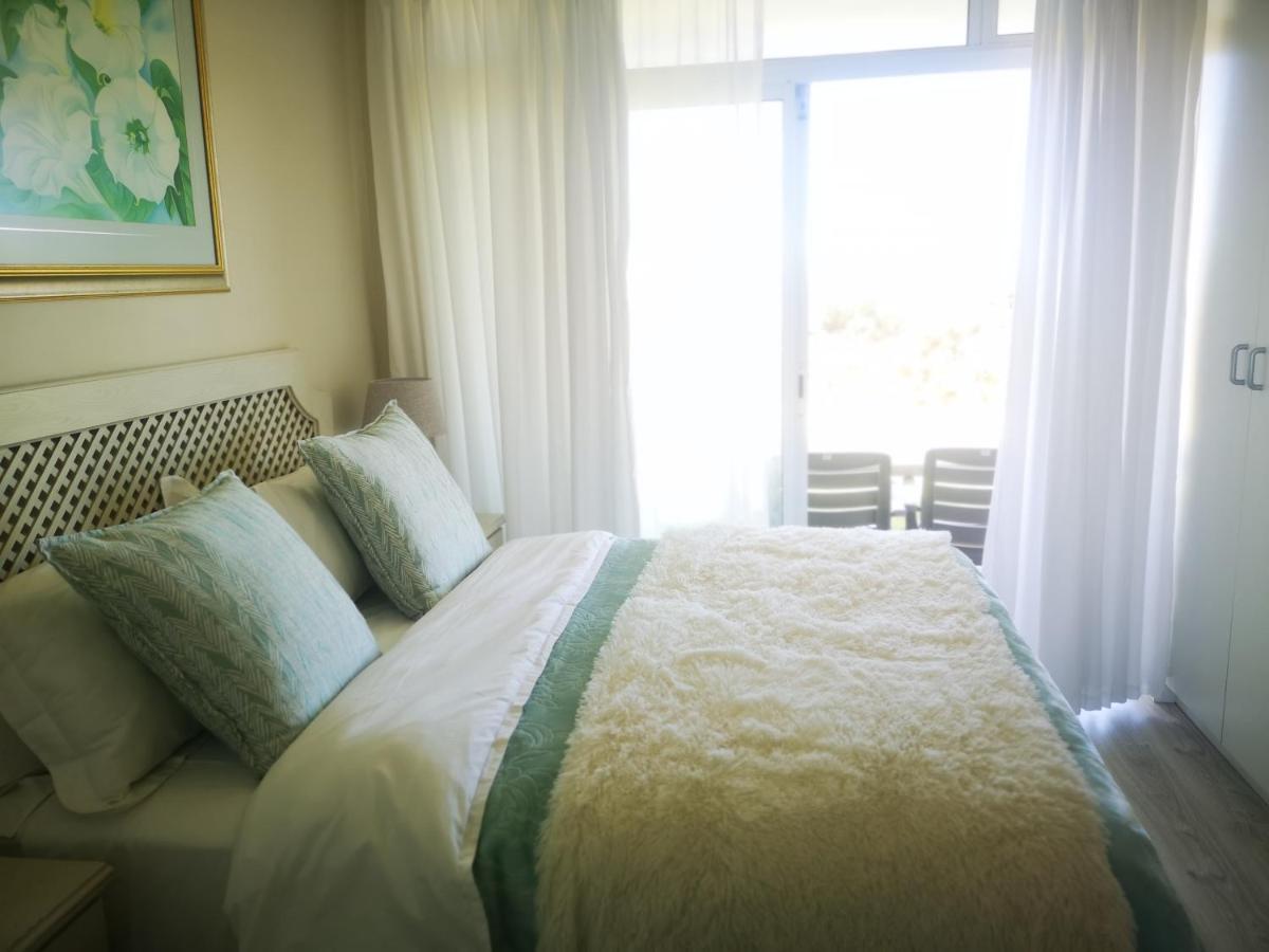 Cape Town Family Beachfront Apartment Leisure Bay ภายนอก รูปภาพ