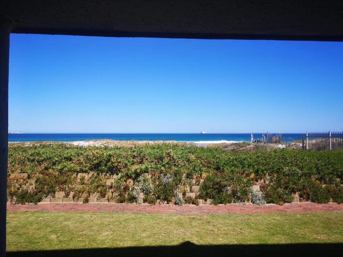 Cape Town Family Beachfront Apartment Leisure Bay ภายนอก รูปภาพ
