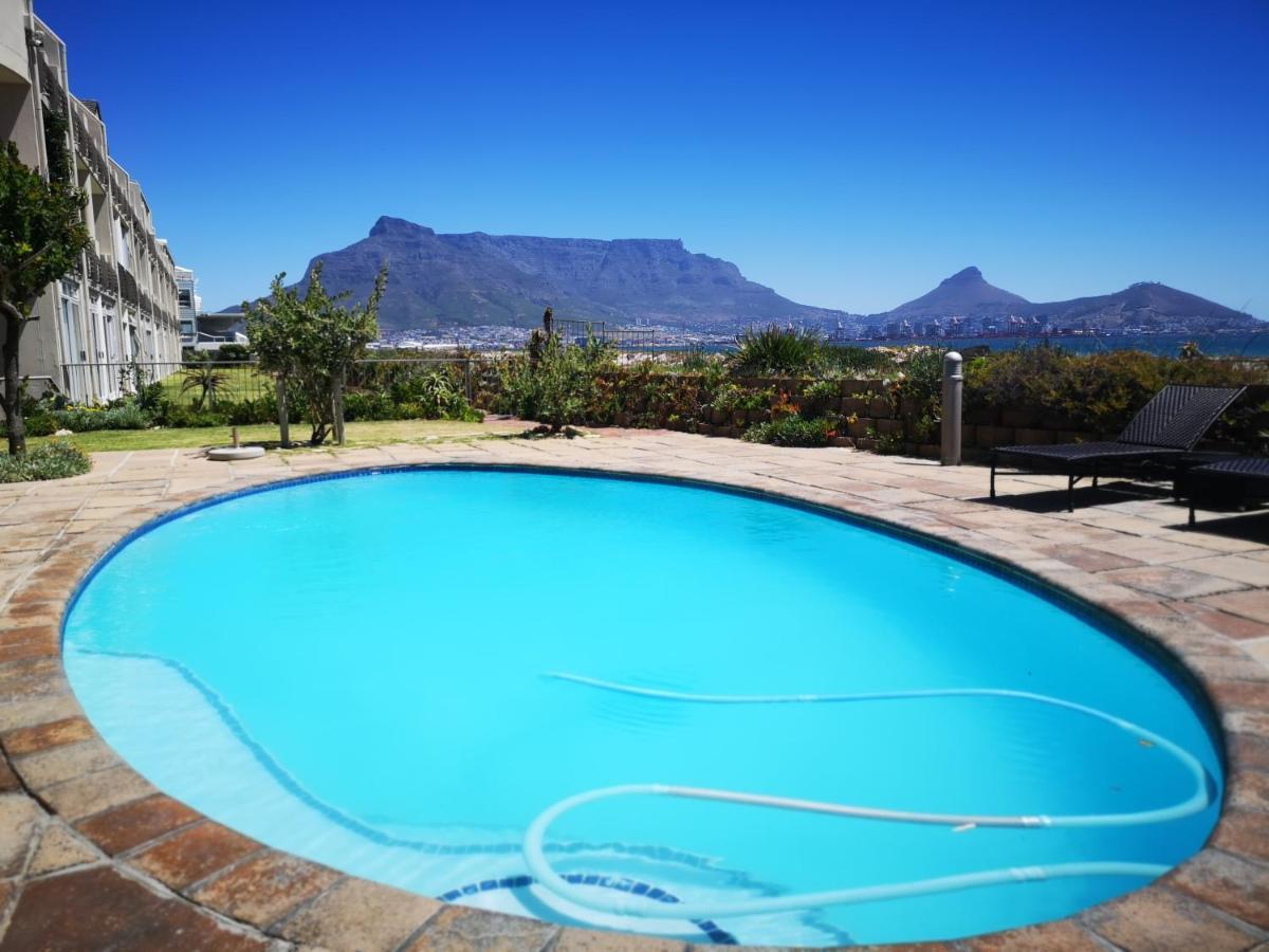 Cape Town Family Beachfront Apartment Leisure Bay ภายนอก รูปภาพ