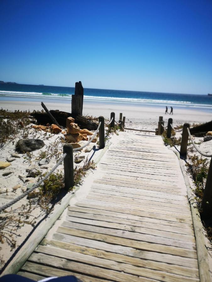 Cape Town Family Beachfront Apartment Leisure Bay ภายนอก รูปภาพ